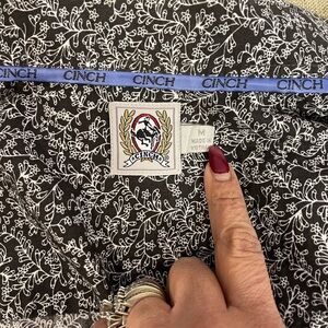 Cinch Monochrome Floral Pattern Shirt